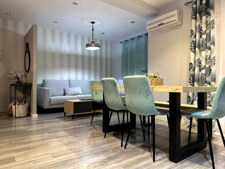 Apartamento Turistico Ohana Nani Cordova Esterno foto